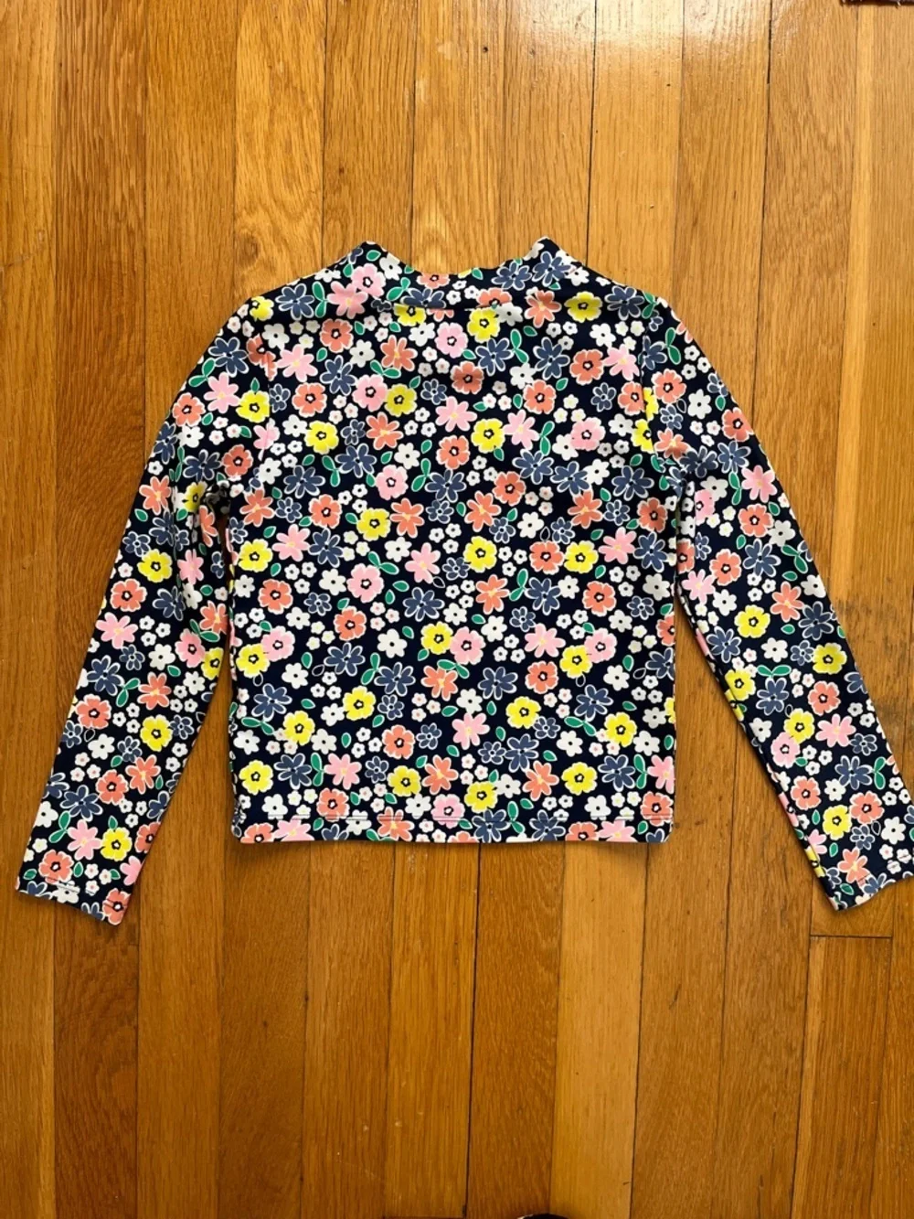 Carter’s Size 6 / 6X Long Sleeved Floral Rash Guard Swim Top Swimsuit Tee